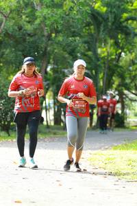 BIB: 0114, 0116
                            <button type="button" onclick="openModal(5128570)" class="btn btn-primary btn-sm float-right btn-popup" data-toggle="modal" data-target=".modal-high-quality">
                        <i class="fas fa-shopping-cart"></i> Add to Cart
                    </button>
                                            <button type="button" onclick="isThisMe(5128570, true)" class="btn btn-success btn-sm float-right btn-popup btn-isme hidden" data-toggle="tooltip" data-placement="bottom" title="นี่คือรูปของคุณใช่ไหม คลิกที่นี่เพื่อเอาเข้าอัลบั้ม">
                        <i class="fas fa-plus"></i> Add to album
                    </button>
                    <button type="button" onclick="isThisMe(5128570, false)" class="btn btn-warning btn-sm float-right btn-popup btn-isnotme hidden">
                        <i class="fas fa-ban"></i> Remove from album
                    </button>